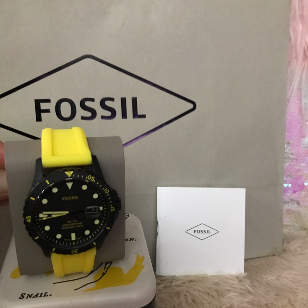 Fossil watch 💯% Authentic Brand new with tags 🏷